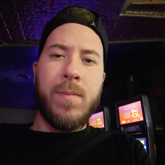 Meet your Posher, Jonathan - Picture 1 of 1